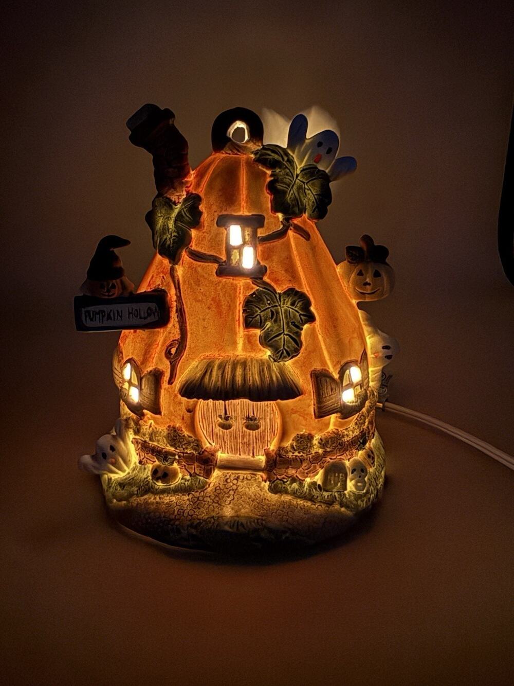 Vintage Halloween Pumpkin Hollow Haunted House Ceramic House Ghosts Decor